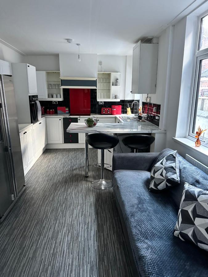 Tiye Estates Short Stay Stoke-on-Trent 外观 照片